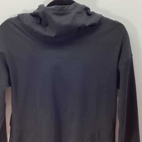 Yogalicious Lux Black Hoodie - Picture 2 of 8